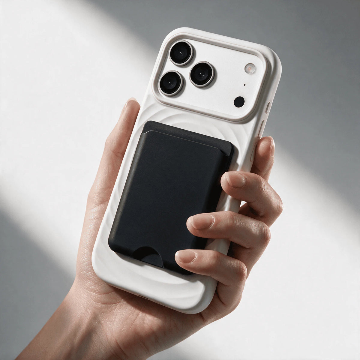 Slim MagSafe-Compatible iPhone Wallet Card Holder