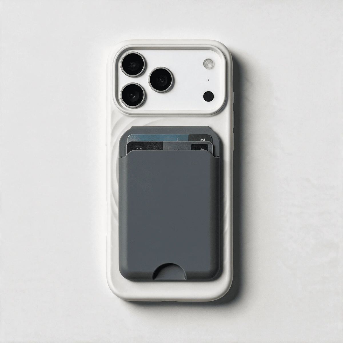 Slim MagSafe-Compatible iPhone Wallet Card Holder